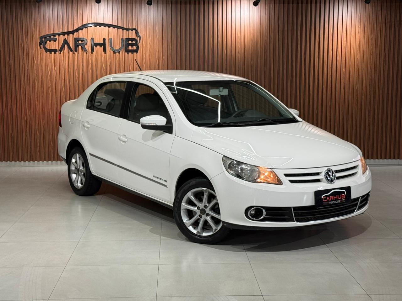 Foto numero 1 do veiculo Volkswagen Voyage COMF/Highli. 1.6 T.Flex 8V 4p  - Branca - 2011/2012