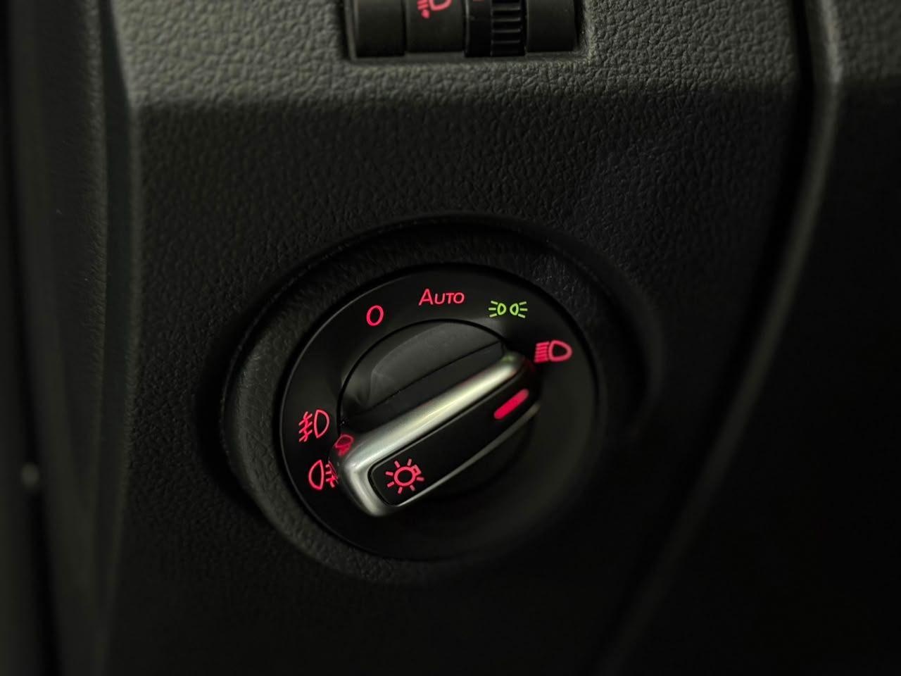 Foto numero 9 do veiculo Volkswagen Amarok /VW  V6 EXTREME - Preta - 2023/2023