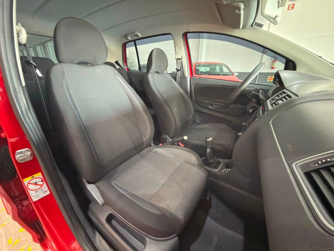 Foto numero 13 do veiculo Volkswagen Fox Connect 1.6 Flex 8V 5p  - Vermelha - 2019/2019