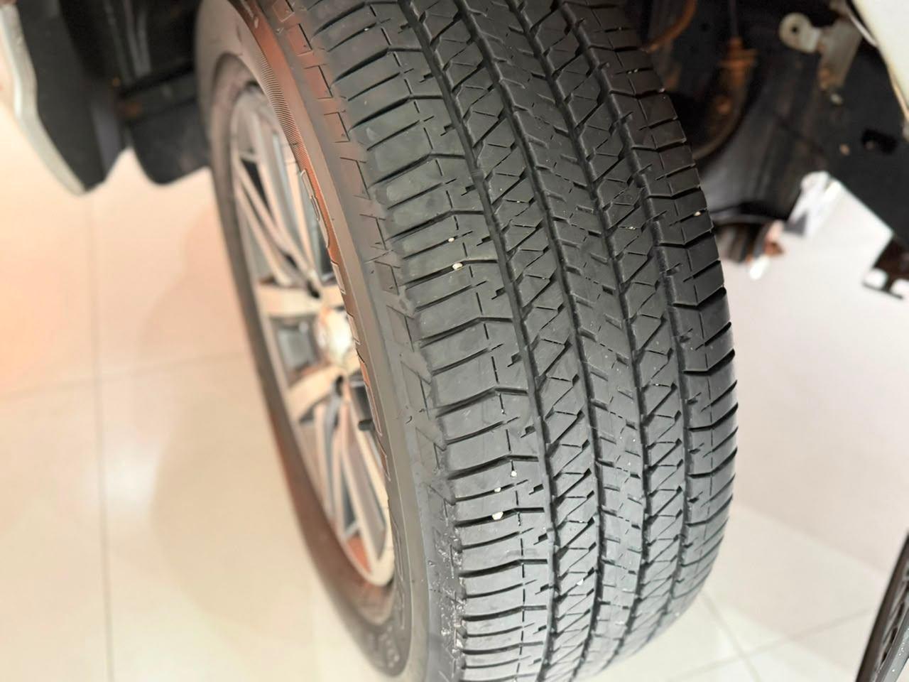 Foto numero 19 do veiculo Toyota Hilux CD SRV 4x4 2.8 TDI Diesel Aut.  - Prata - 2019/2019