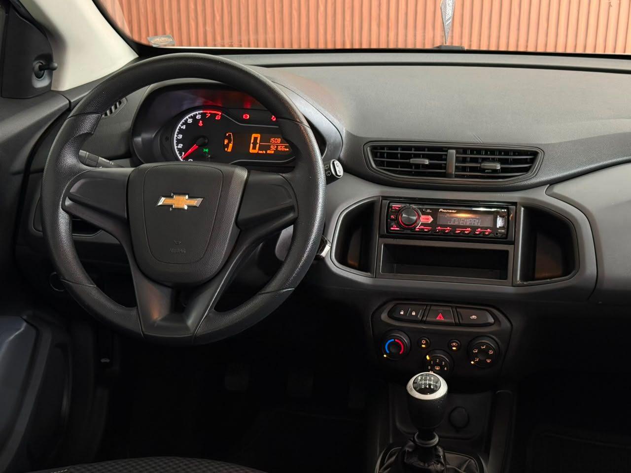 Foto numero 15 do veiculo Chevrolet Onix JOY Hatch 1.0 8V Flex 5p Mec.  - Branca - 2019/2020