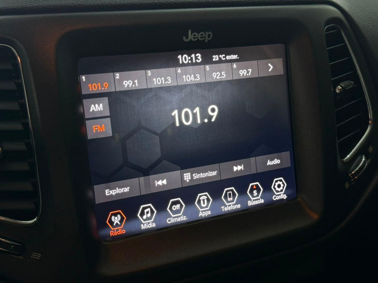 Foto numero 6 do veiculo Jeep Compass LONGITUDE 2.0 4x2 Flex 16V Aut.  - Cinza - 2020/2020