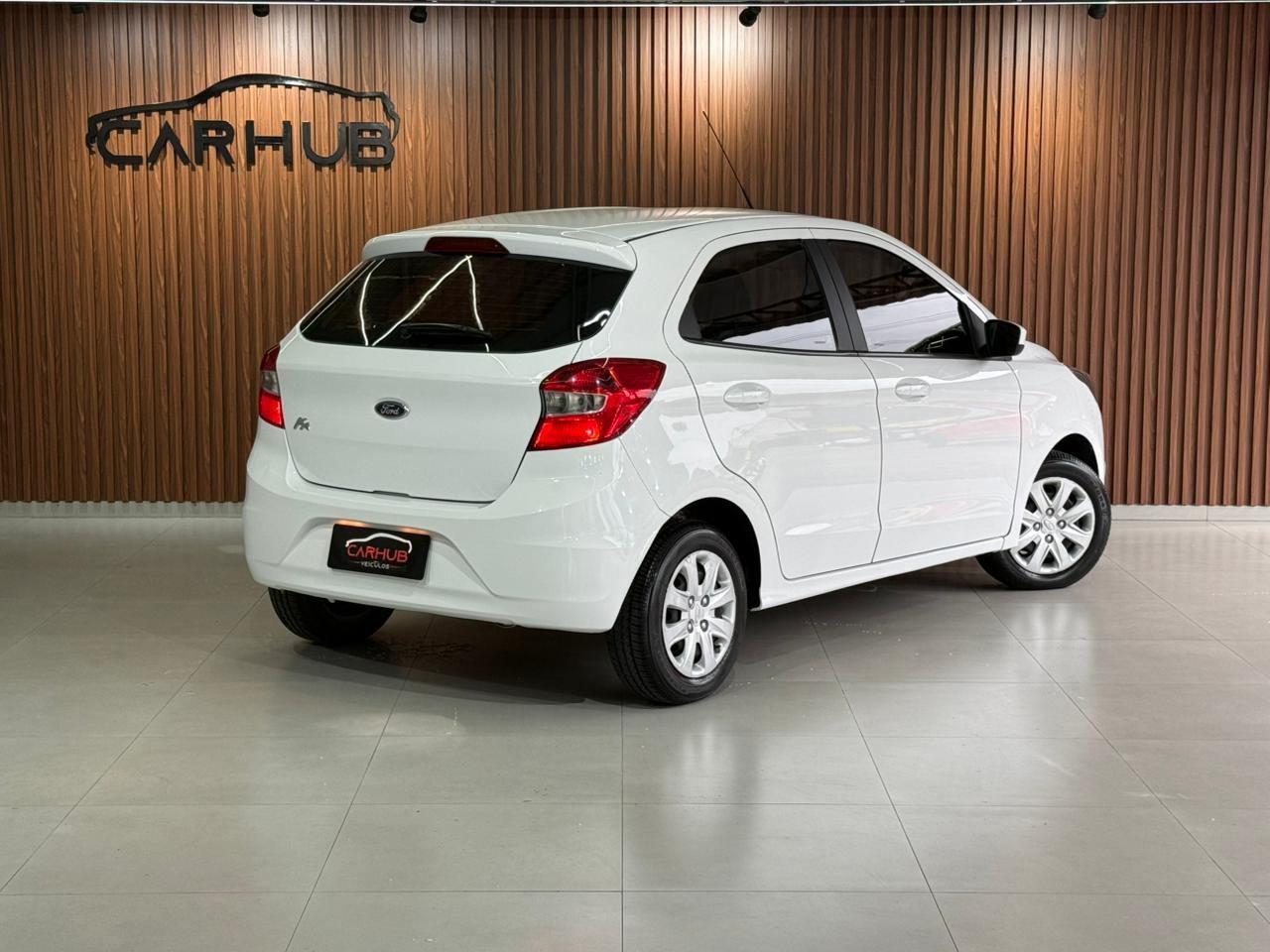 Foto numero 3 do veiculo Ford KA 1.0 SE/SE Plus TiVCT Flex 5p - Branca - 2017/2018