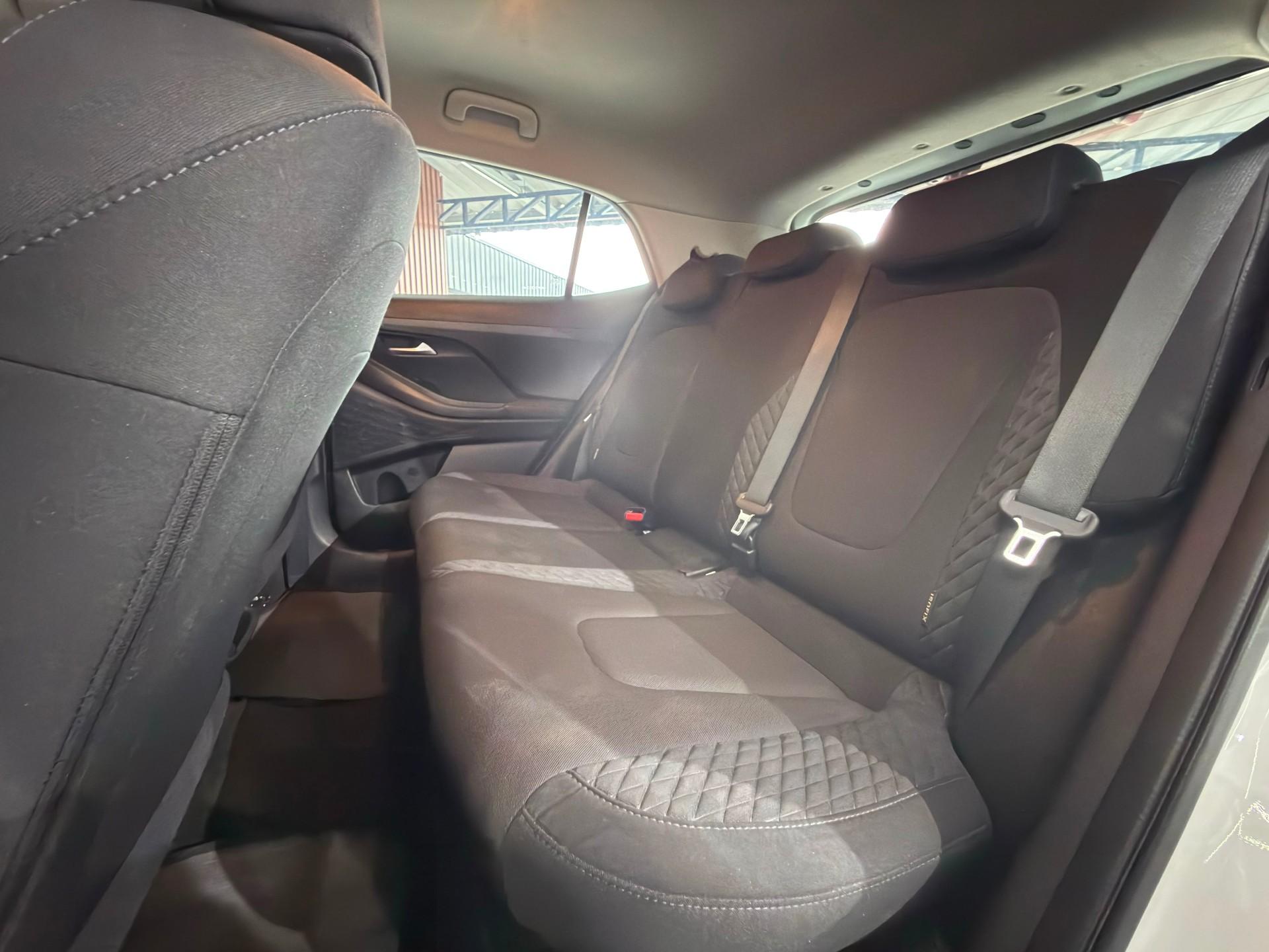 Foto numero 10 do veiculo Hyundai Creta Limited 1.0 TB 12V Flex Aut.  - Branca - 2021/2022