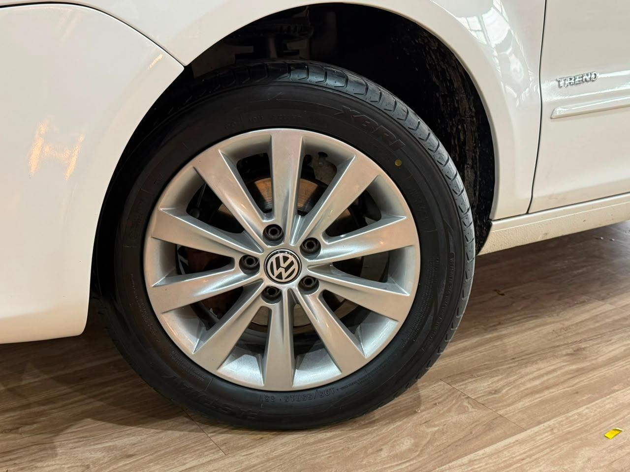 Foto numero 14 do veiculo Volkswagen Fox 1.0 Mi Total Flex 8V 5p  - Branca - 2013/2014