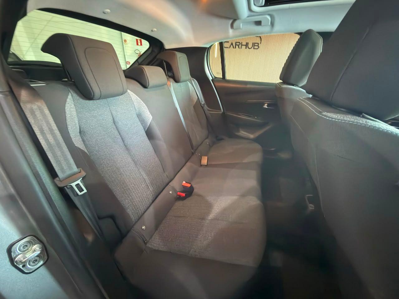 Foto numero 10 do veiculo Peugeot 208 Style /  MT - Cinza - 2024/2025
