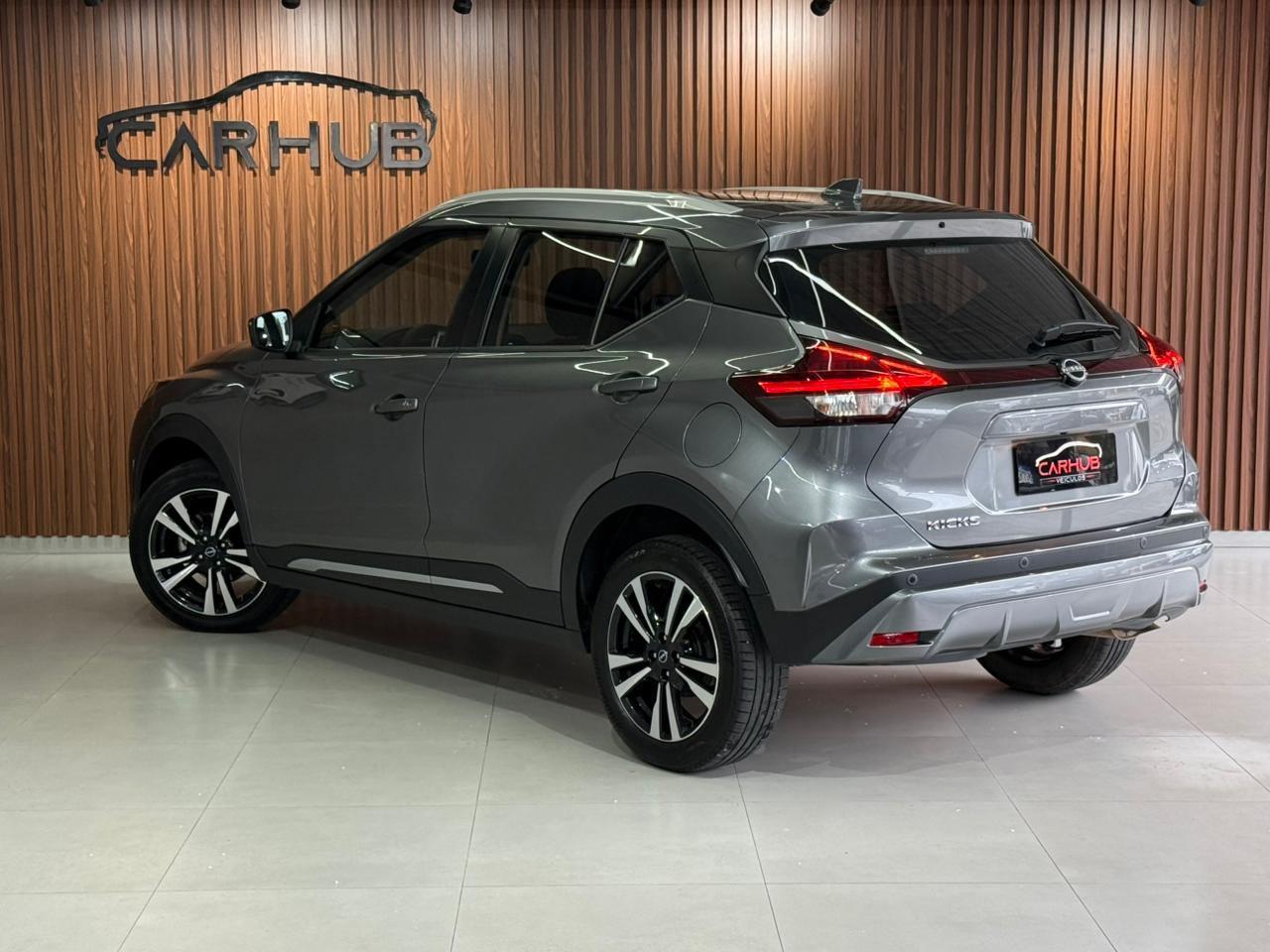 Foto numero 2 do veiculo Nissan Kicks Advance 1.6 16V Flex Aut.  - Cinza - 2023/2023