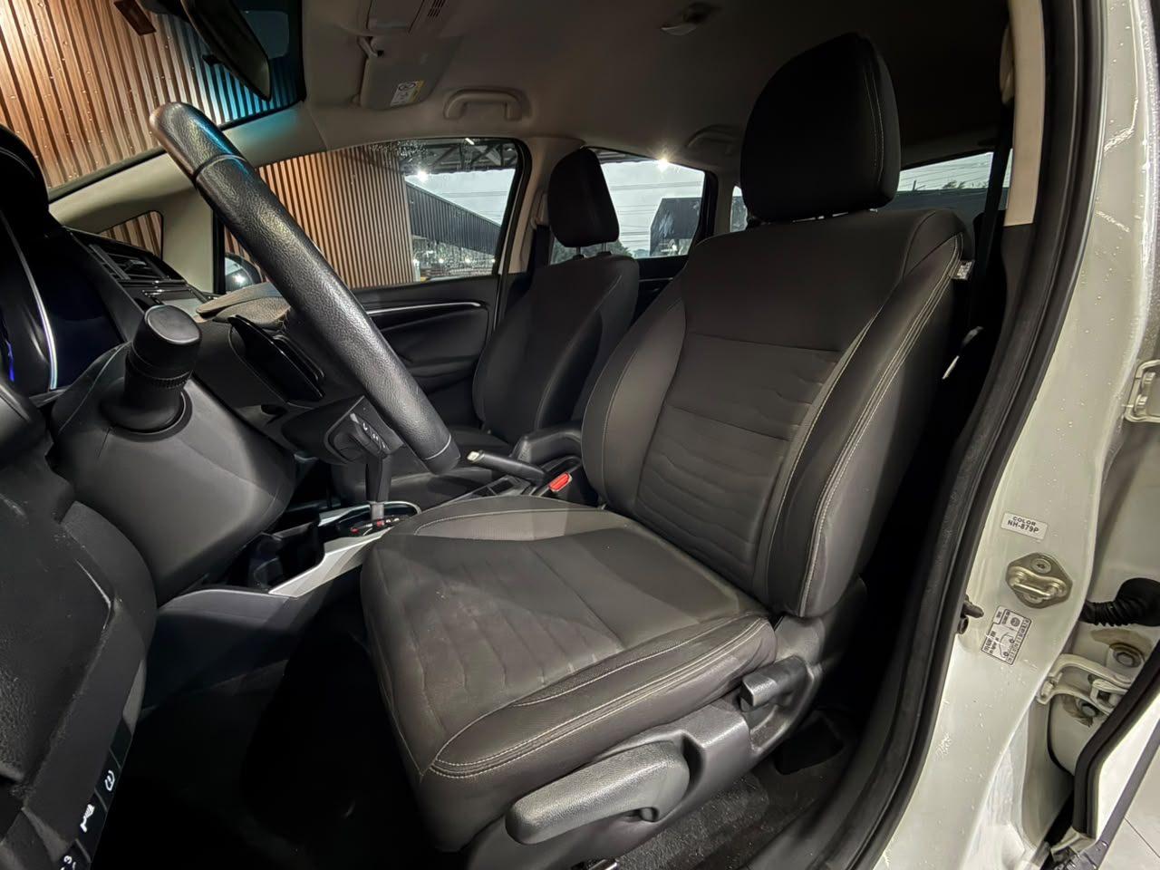 Foto numero 11 do veiculo Honda WR-V EX 1.5 Flexone 16V 5p Aut. - Branca - 2021/2021