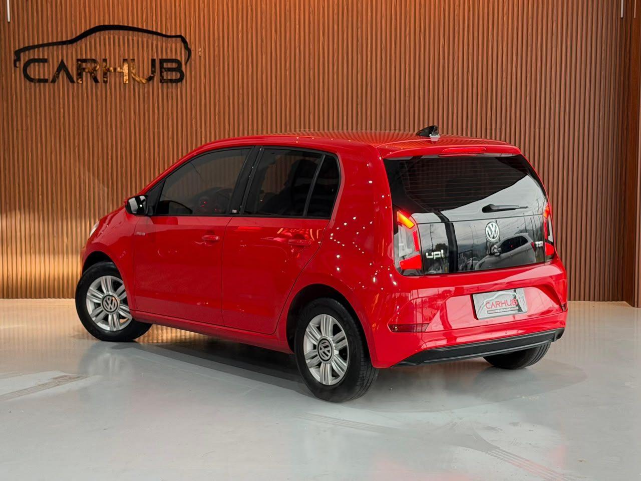 Foto numero 2 do veiculo Volkswagen Up move 1.0 TSI Total Flex 12V 5p - Vermelha - 2017/2018