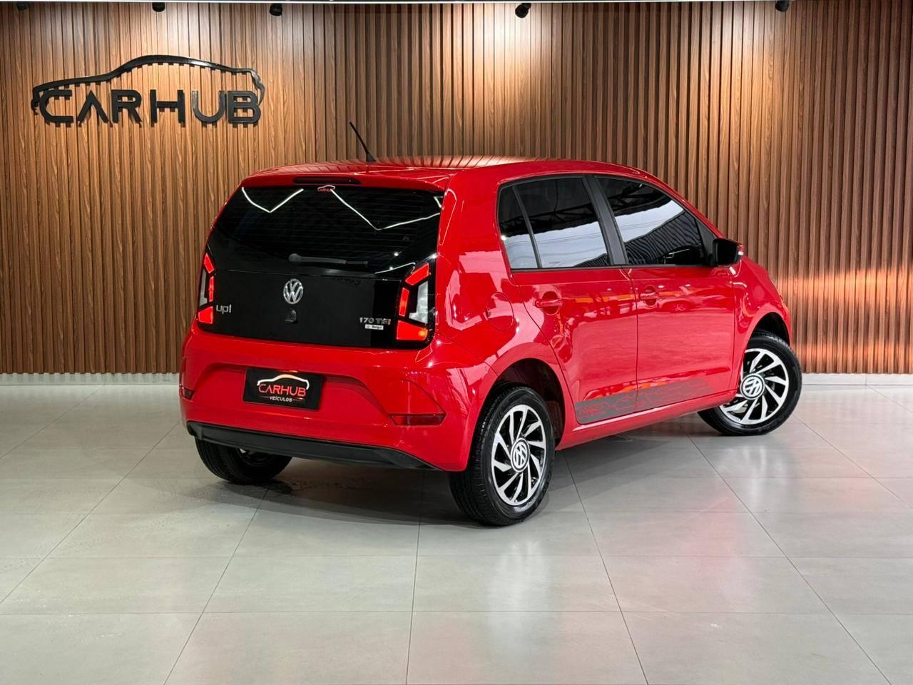 Foto numero 3 do veiculo Volkswagen Up Connect 1.0 TSI Total Flex 12V 5p - Vermelha - 2019/2020