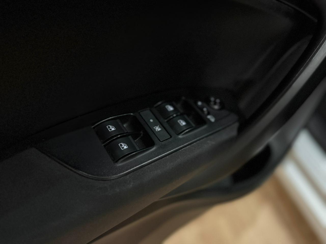 Foto numero 9 do veiculo Fiat Argo 1.0 - Prata - 2022/2023