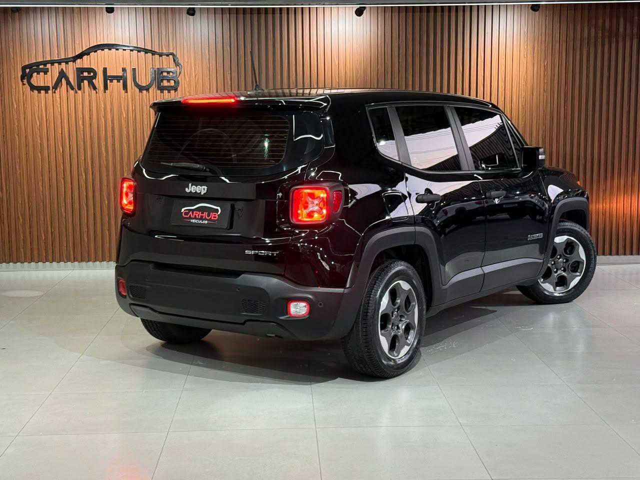 Foto numero 3 do veiculo Jeep Renegade Sport 1.8 4x2 Flex 16V Aut. - Preta - 2015/2016