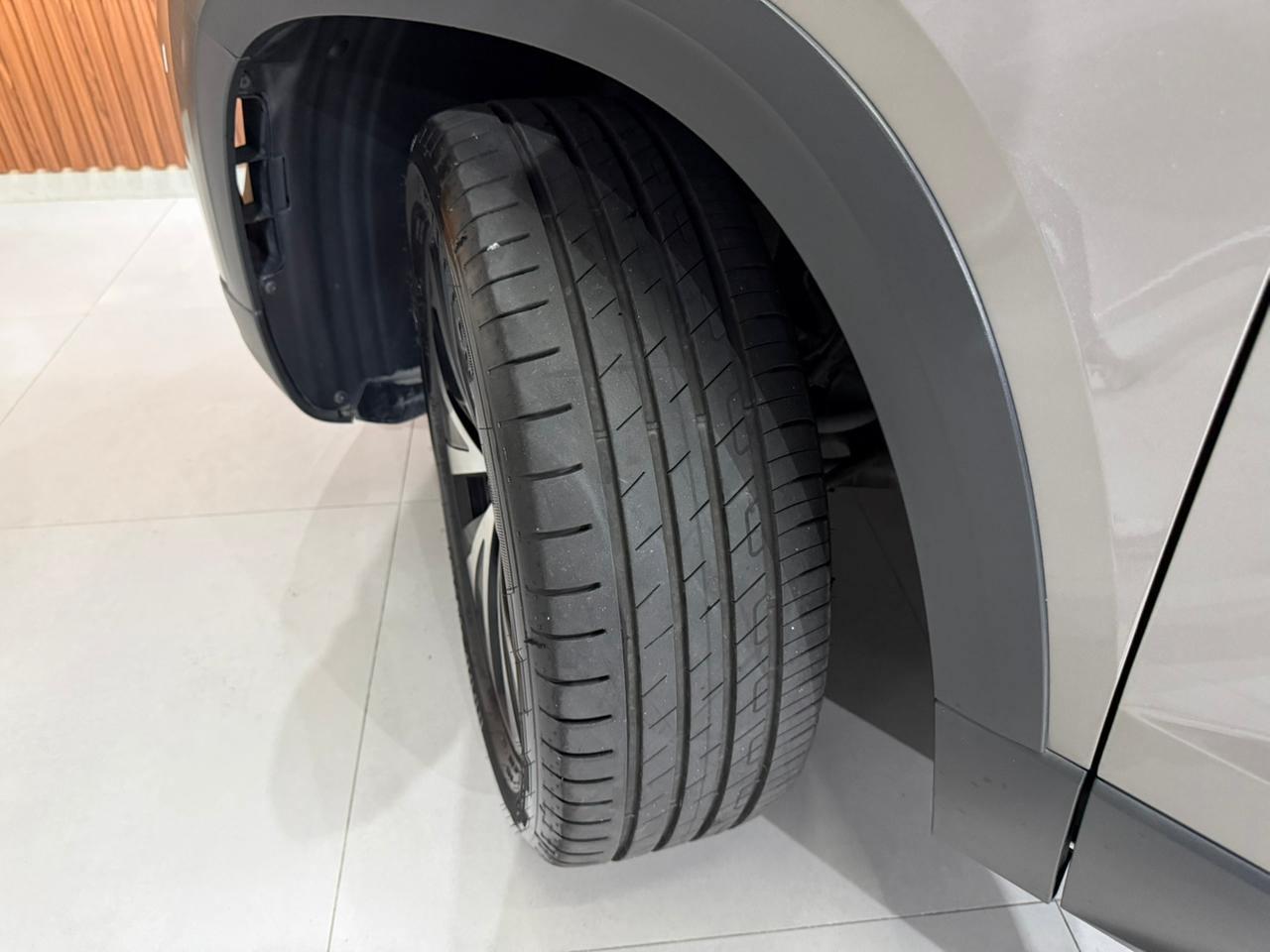 Foto numero 19 do veiculo Volkswagen Taos Highline 1.4 250 TSI Flex Aut. - Branca - 2021/2022