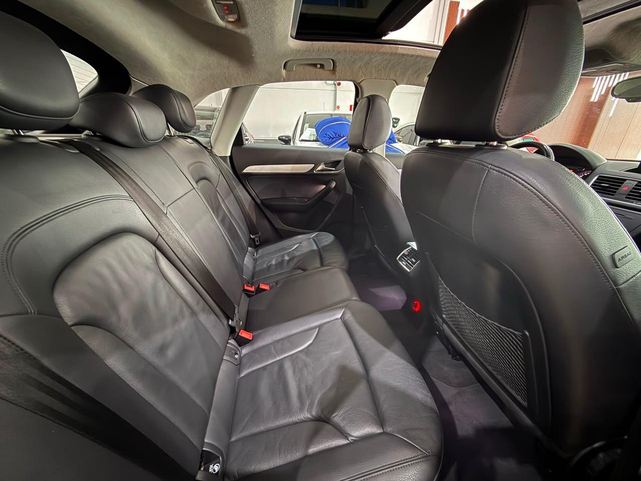 Foto numero 15 do veiculo Audi Q3 2.0 TFSI Quat. 170/180cv S-tronic 5p - Preta - 2015/2015