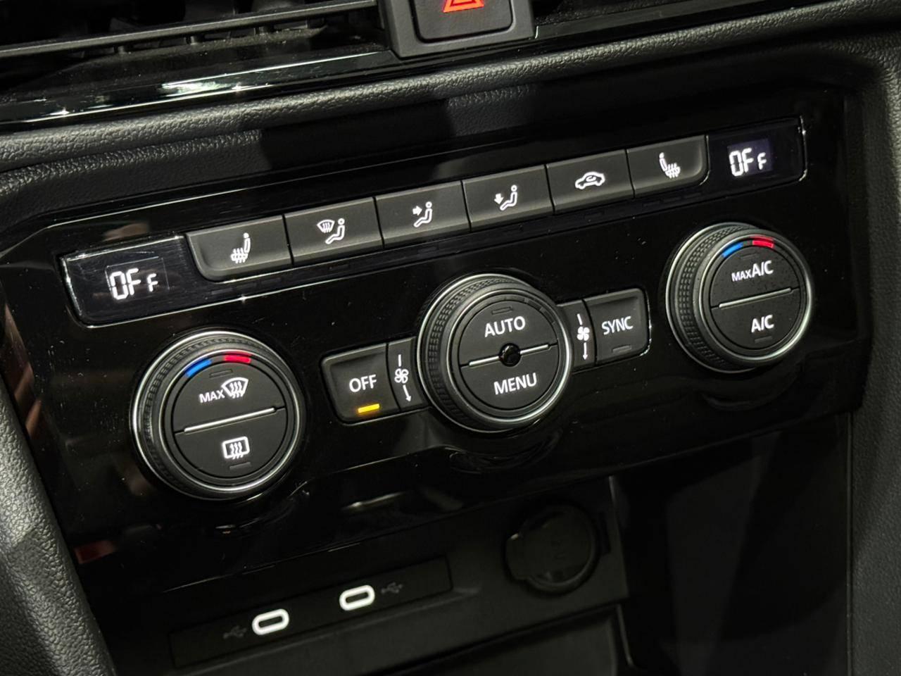 Foto numero 7 do veiculo Volkswagen Taos Highline 1.4 250 TSI Flex Aut. - Branca - 2021/2022