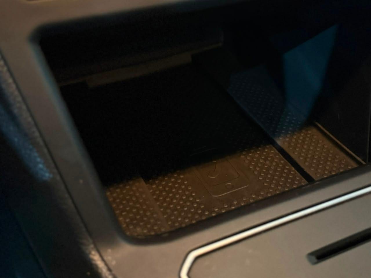 Foto numero 8 do veiculo Volkswagen Nivus Comfortline 1.0 200 TSI Flex Aut.  - Cinza - 2023/2024