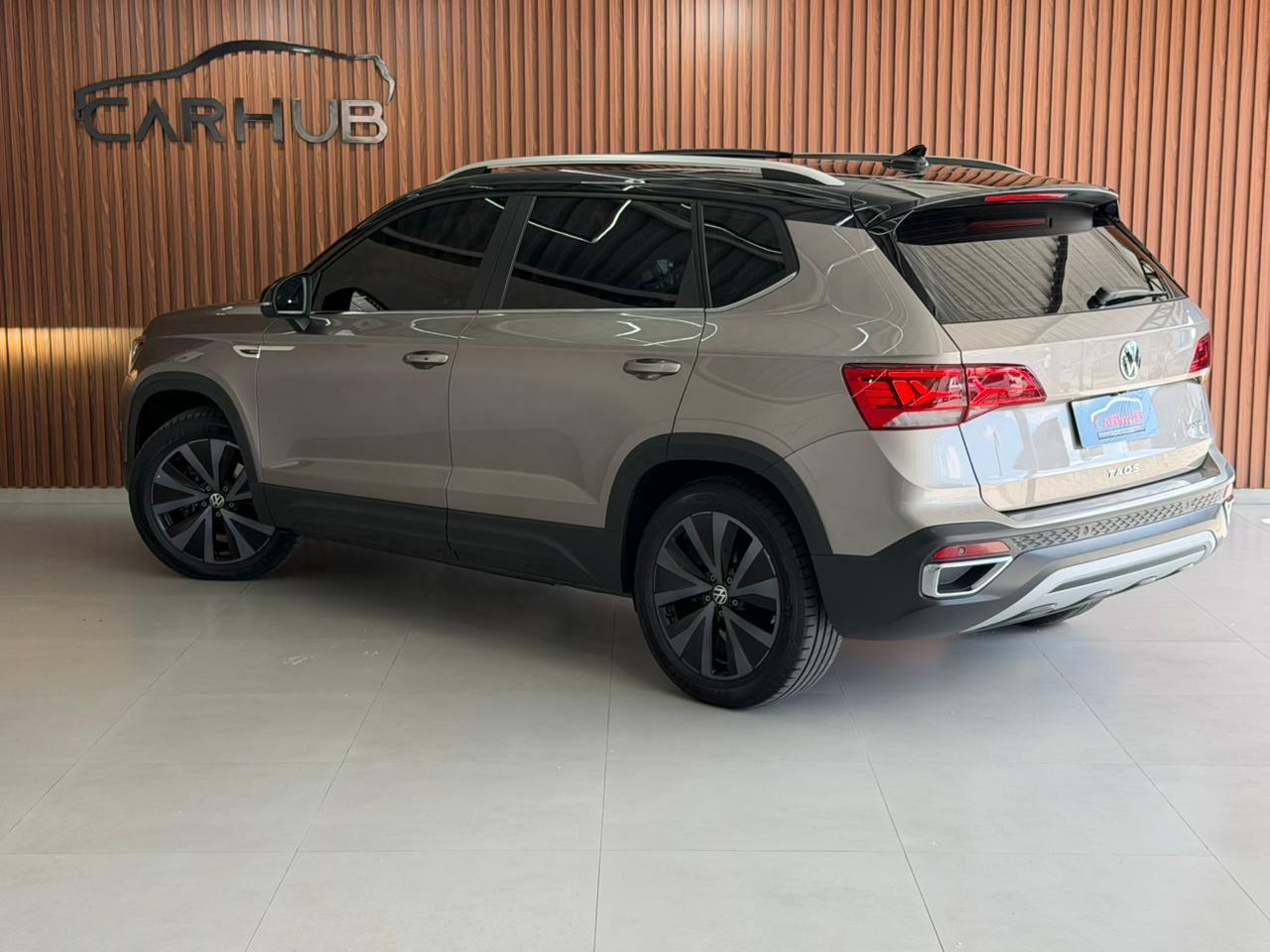 Foto numero 2 do veiculo Volkswagen Taos TAOS HL TSI - Bege - 2022/2022