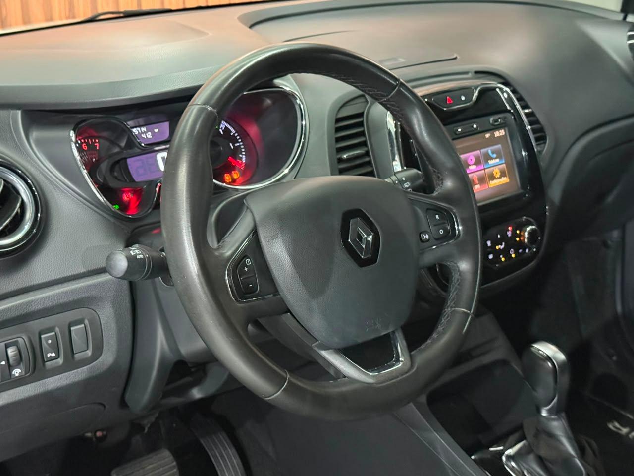 Foto numero 4 do veiculo Renault Captur Intense 1.6 16V Flex 5p Aut.  - Branca - 2018/2019