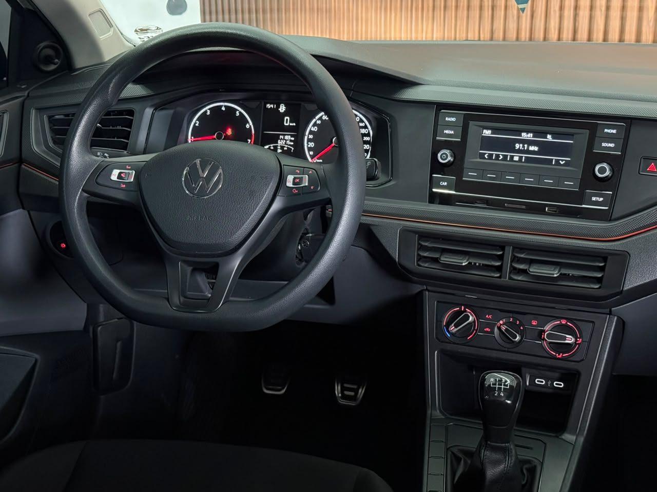 Foto numero 14 do veiculo Volkswagen Polo Track 1.0 Flex 12V 5p - Branca - 2024/2024
