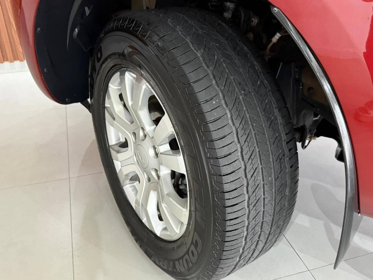 Foto numero 19 do veiculo Ford Ranger XLT 3.2 20V 4x4 CD Diesel - Vermelha - 2018/2019