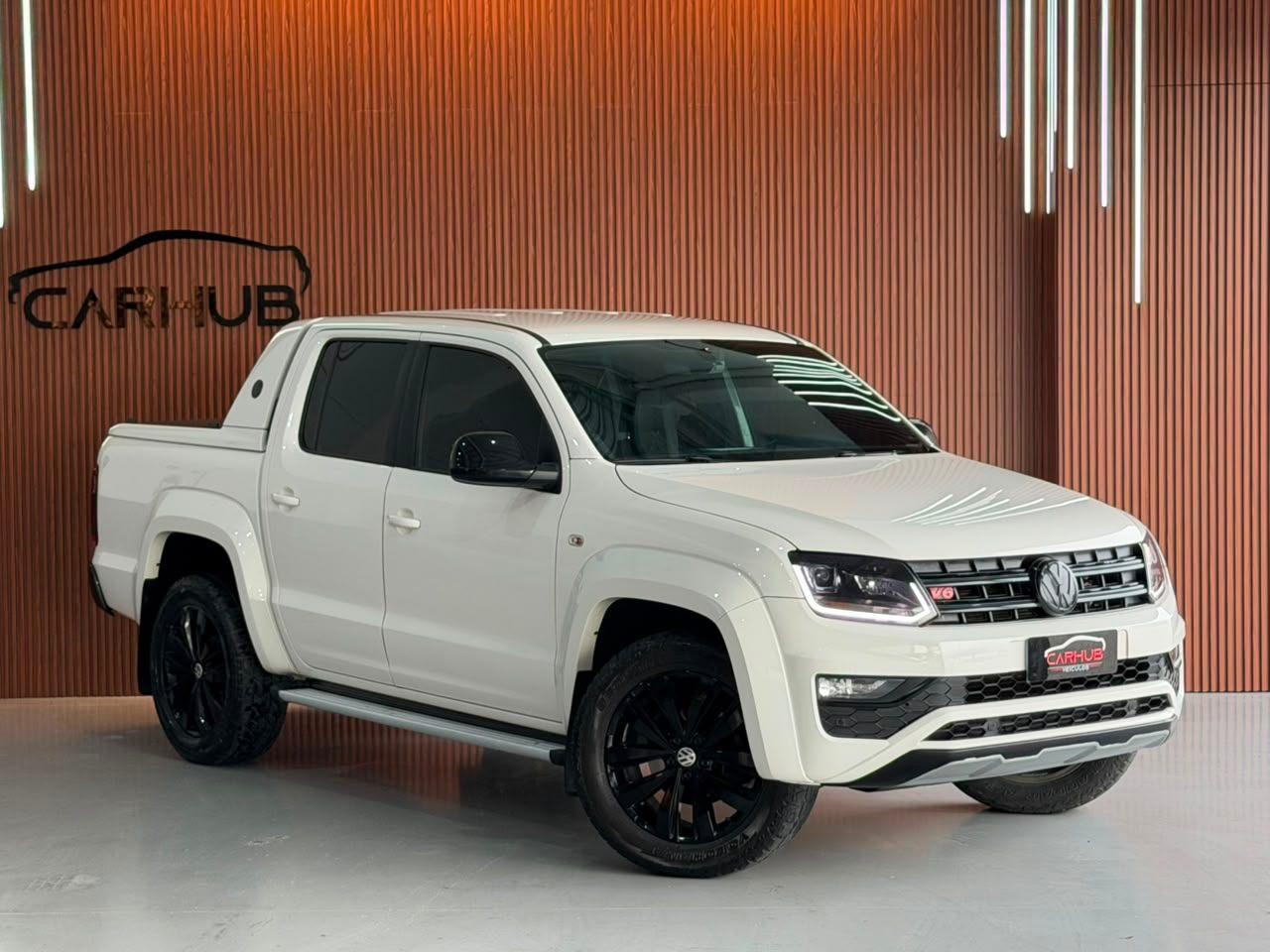 Foto numero 1 do veiculo Volkswagen Amarok /VW  V6 EXTR AC4 - Branca - 2018/2019
