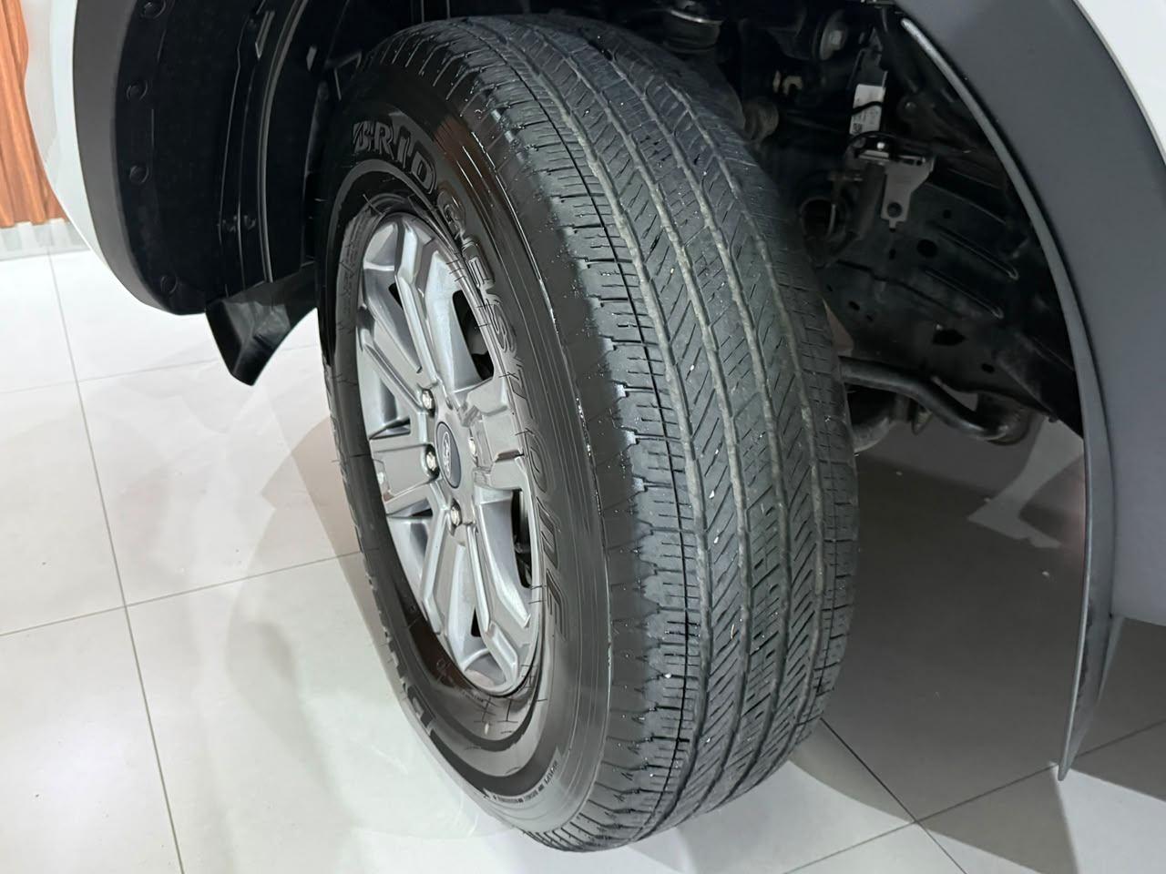Foto numero 16 do veiculo Ford Ranger XLS 2.0 4x2 CD Diesel Aut. - Branca - 2023/2024