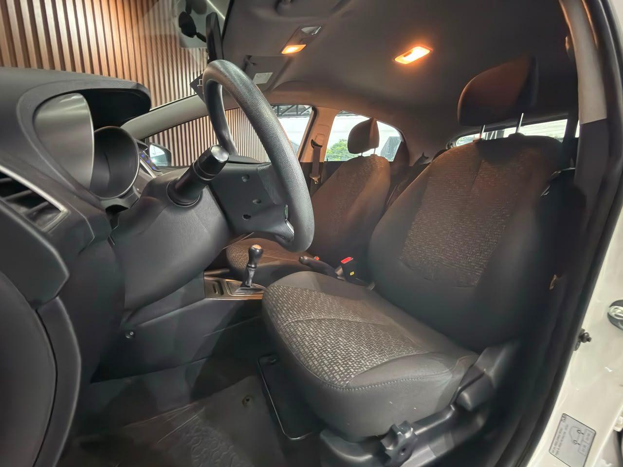 Foto numero 9 do veiculo Hyundai HB20 Comfort Plus 1.0 TB Flex 12V Mec.  - Branca - 2018/2018