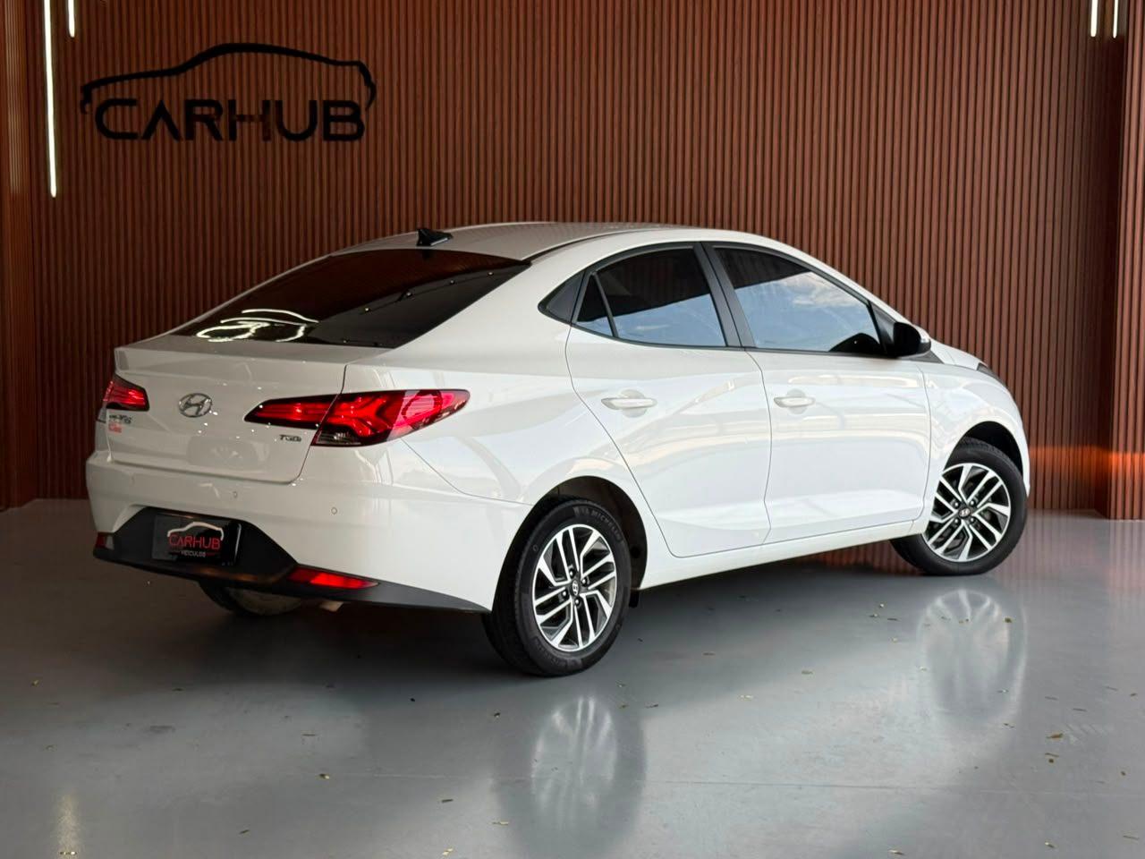 Foto numero 3 do veiculo Hyundai HB20S 10TA EVOLUT - Branca - 2020/2021