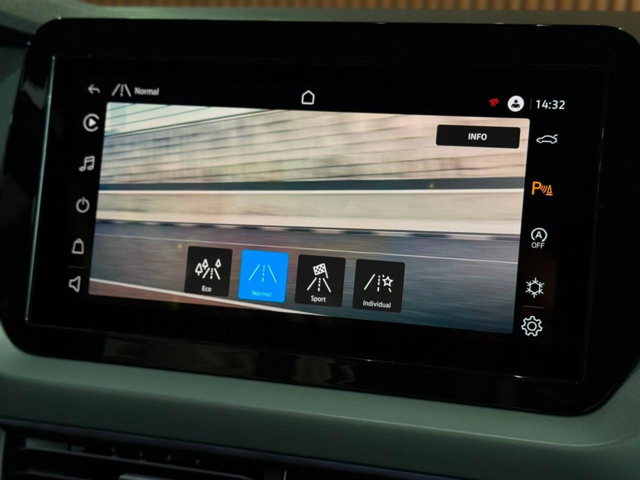 Foto numero 7 do veiculo Volkswagen T-Cross 200 TSI 1.0  Flex 12V 5p Aut. - Preta - 2024/2025