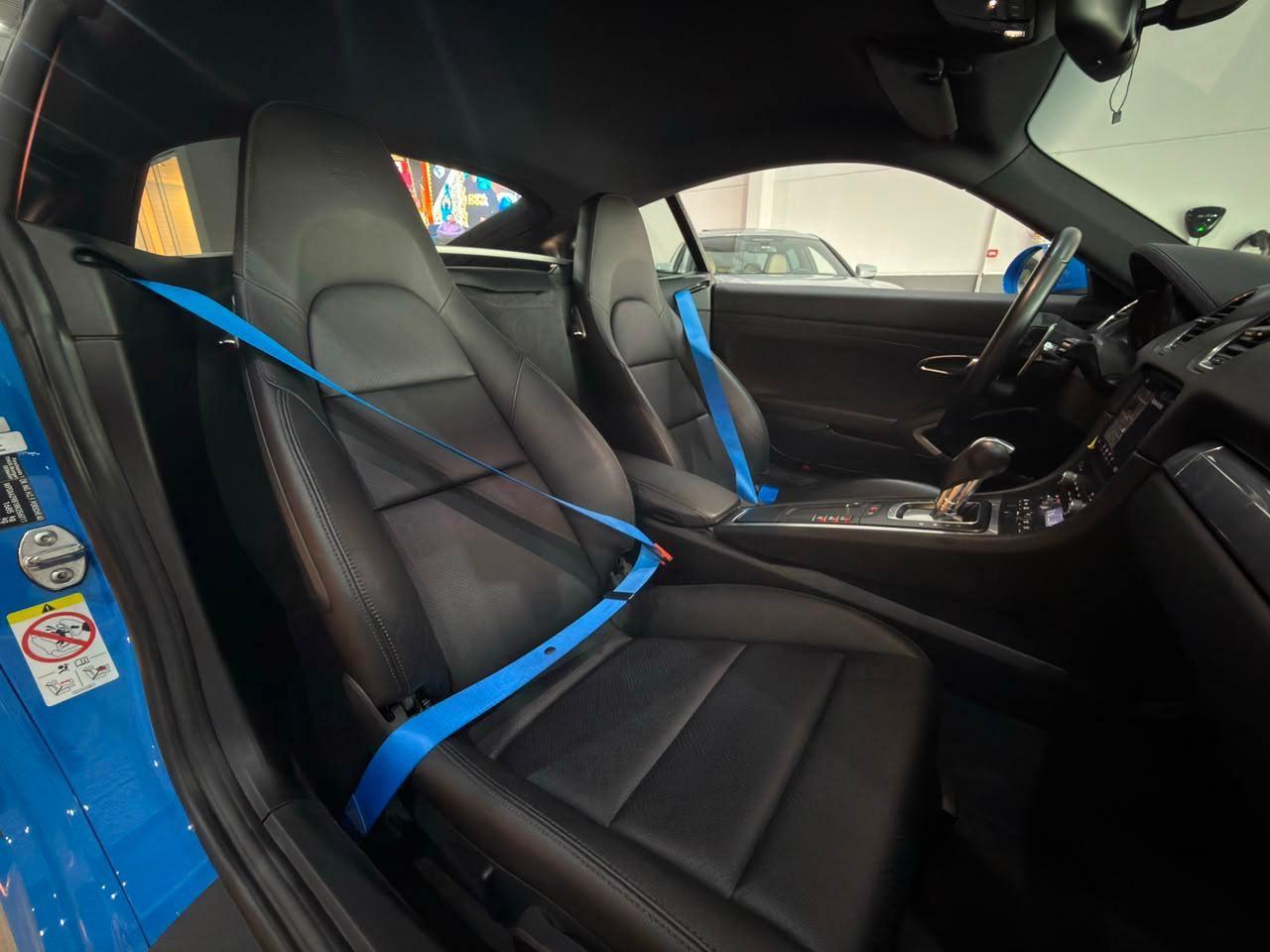 Foto numero 14 do veiculo Porsche 718 Cayman 2.0 300cv - Azul - 2023/2024