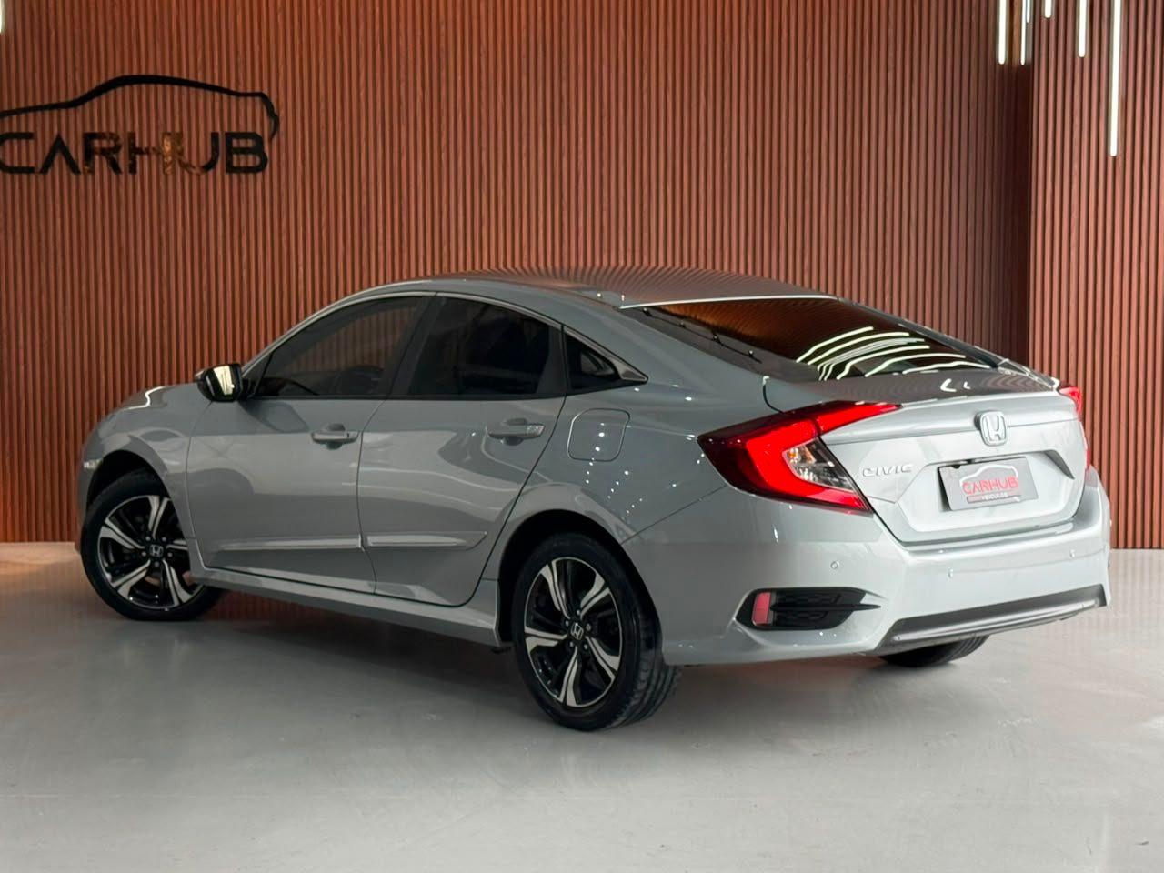 Foto numero 2 do veiculo Honda Civic Sedan EX 2.0 Flex 16V Aut.4p  - Prata - 2019/2019