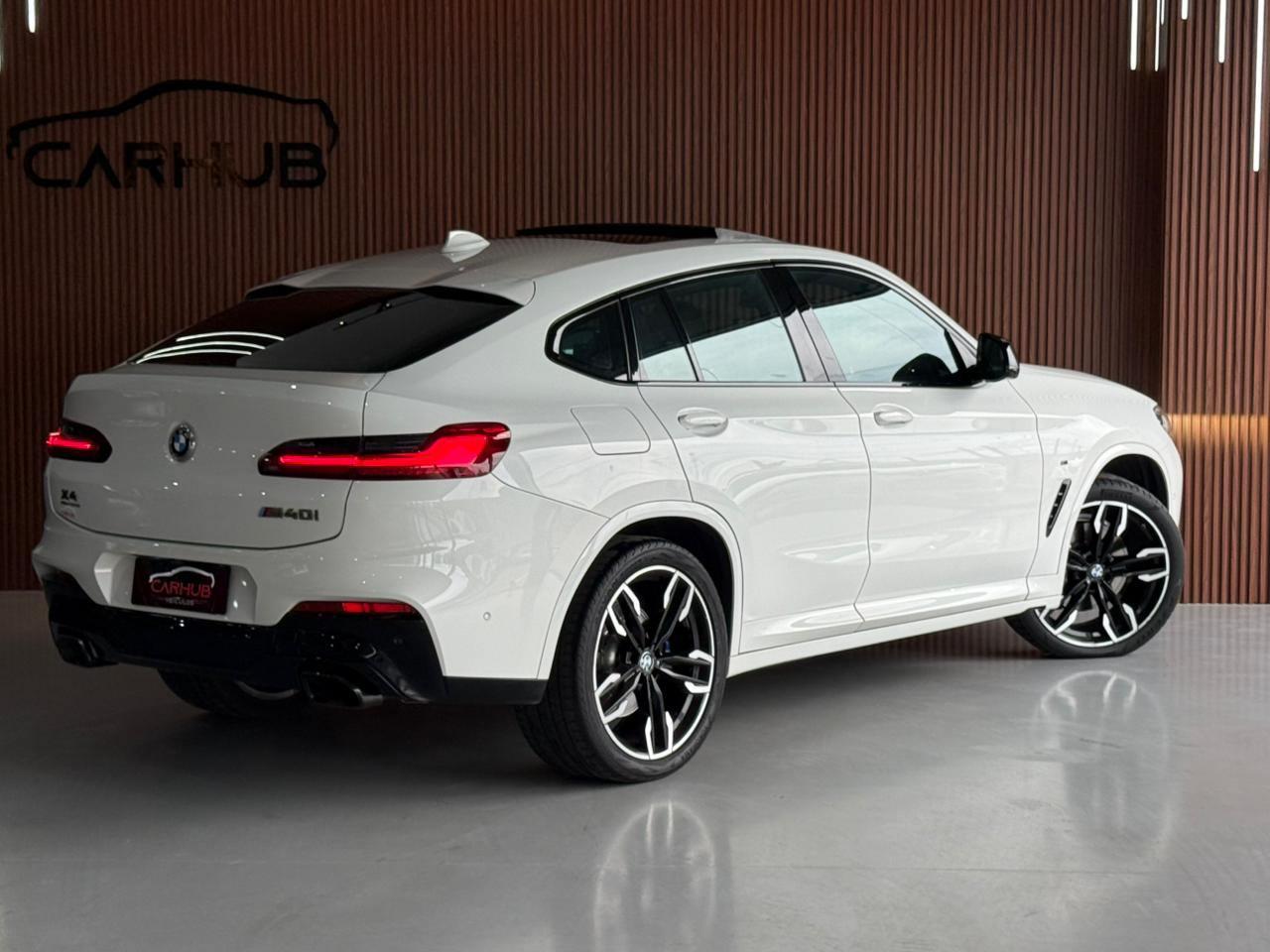 Foto numero 3 do veiculo BMW X4 M40i 3.0 Turbo 388cv Aut.  - Branca - 2020/2021