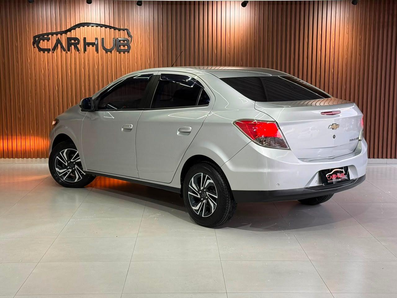 Foto numero 2 do veiculo Chevrolet Prisma Sed. LT 1.4 8V FlexPower 4p  - Prata - 2015/2015