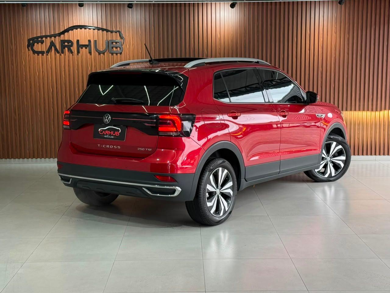 Foto numero 3 do veiculo Volkswagen T-Cross Hig. 250 TSI 1.4 Flex 16V 5p Aut  - Vermelha - 2022/2022