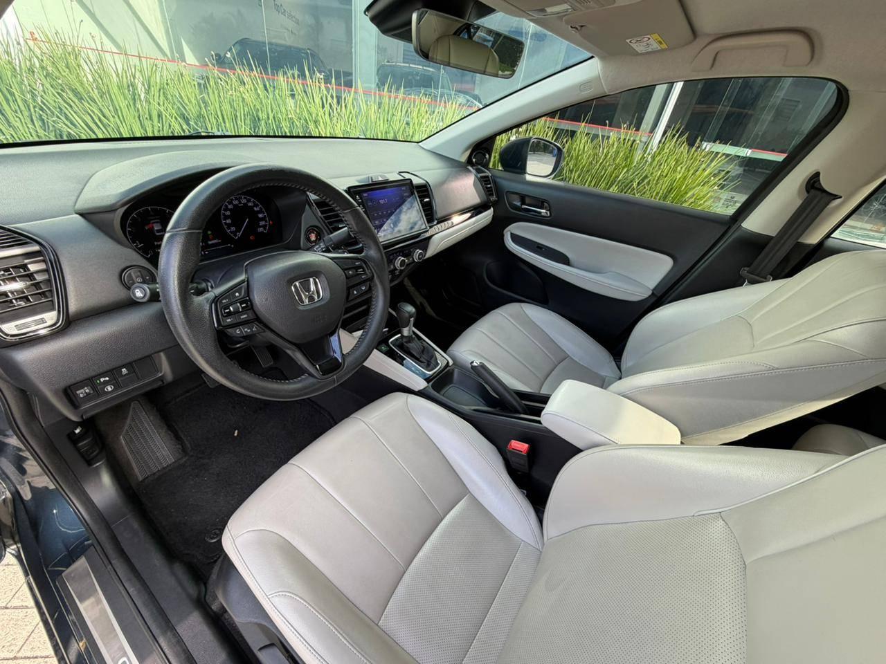 Honda-City-Sedan Touring 1.5 Flex 16V 4p Aut.