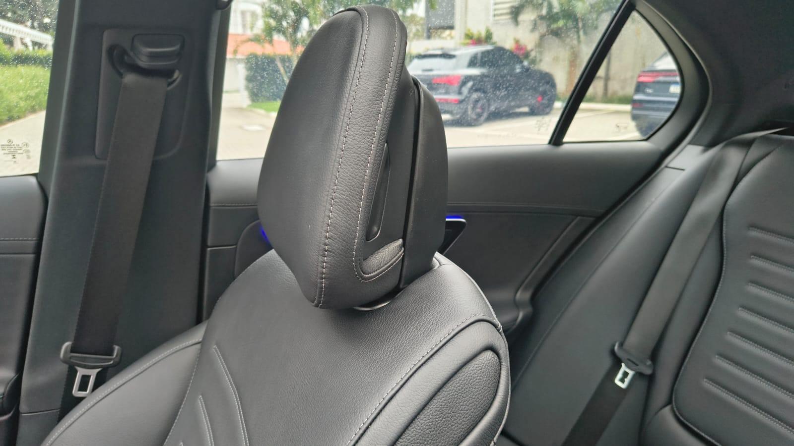 MERCEDES BENZ-C-300-