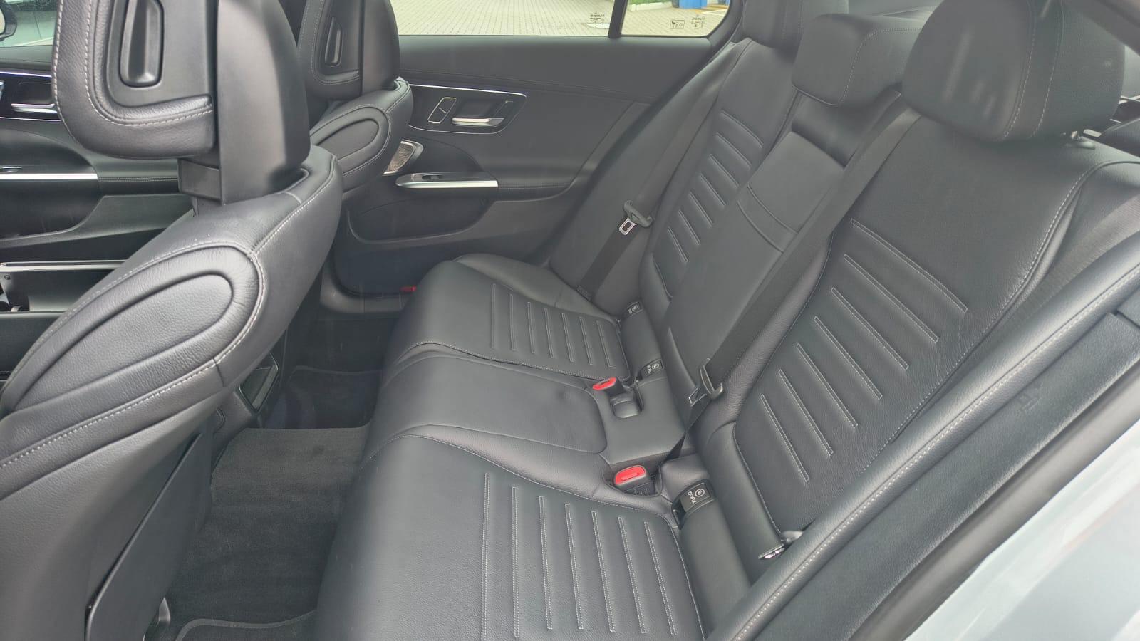 MERCEDES BENZ-C-300-
