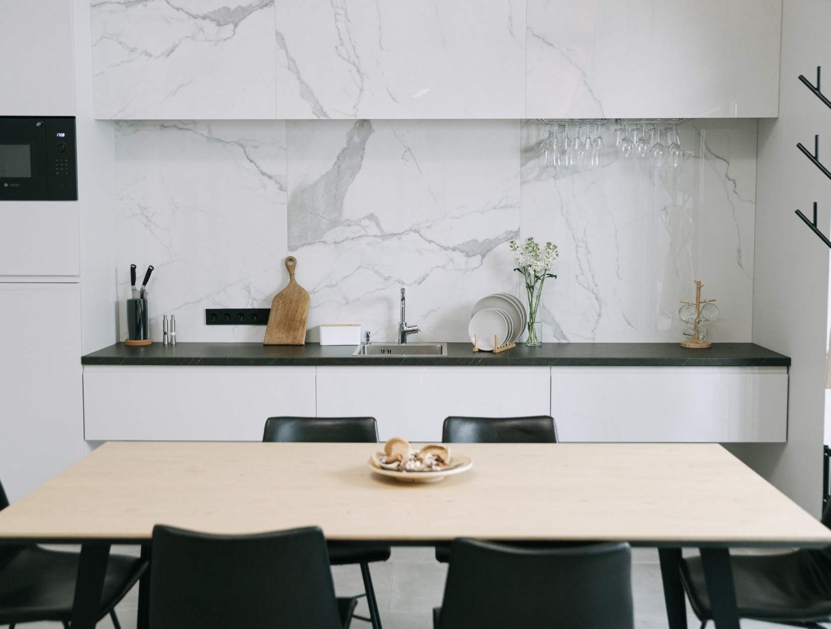What companies offer flexible cleaning solutions for every Atlanta household? Alto Cleaning Services What companies offer flexible cleaning solutions for every Atlanta household?