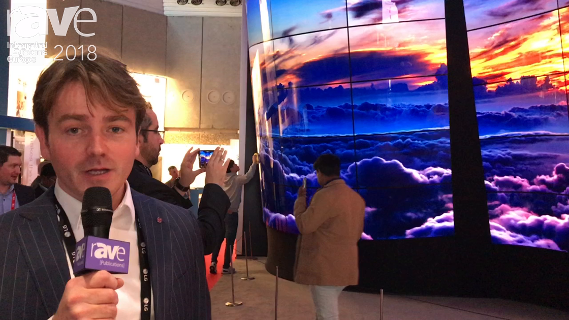 ISE 2018: LG Features Open Frame OLED Display With Curvature of 1.5 to 2 Meter Radius