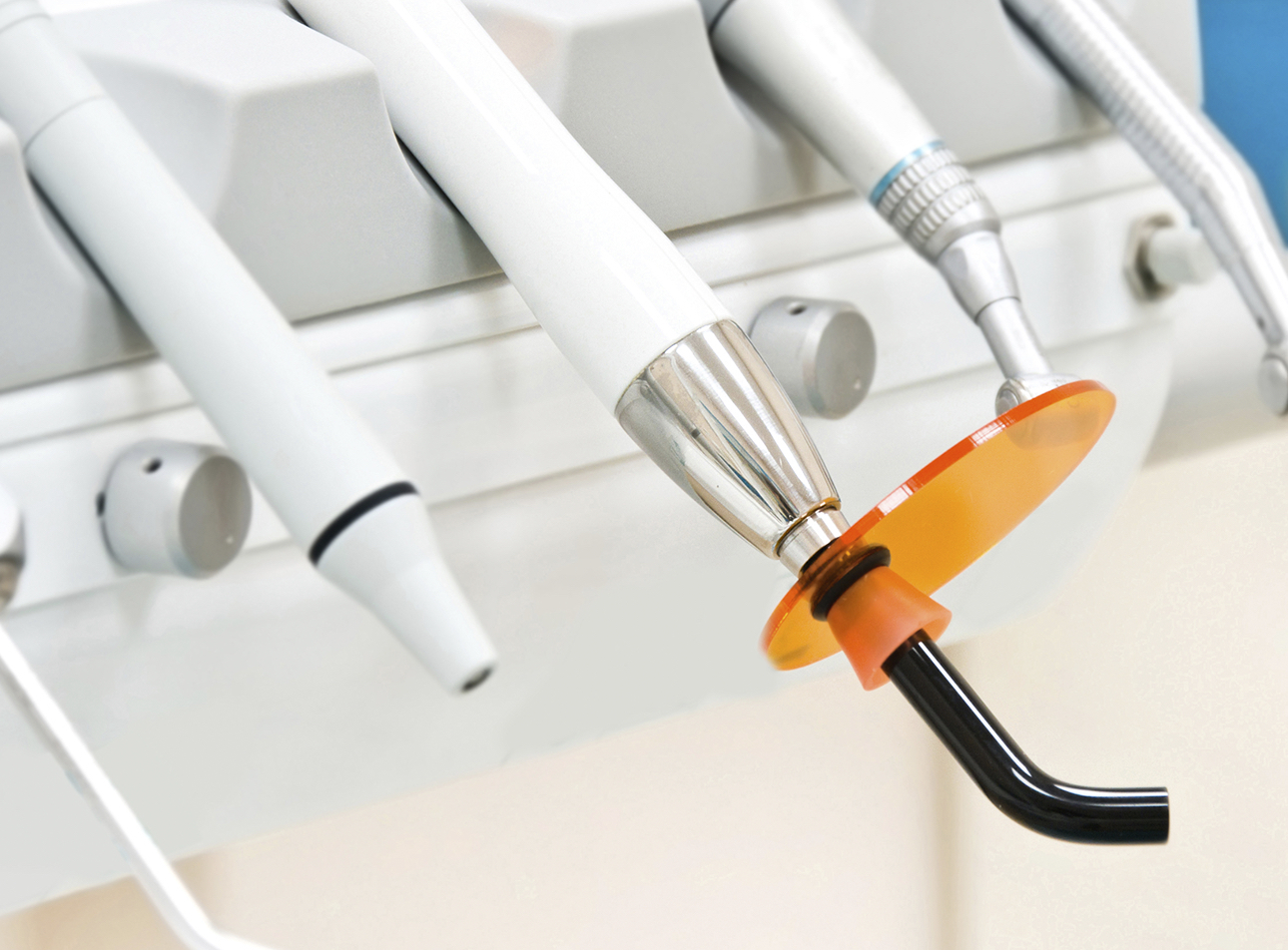 Liquid Crystal Polymer (LCP) HalogenFree Amco Polymers