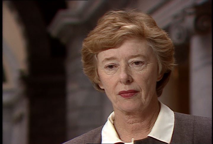 thumbnail of War and Peace in the Nuclear Age; Interview with Frances Farley, 1987