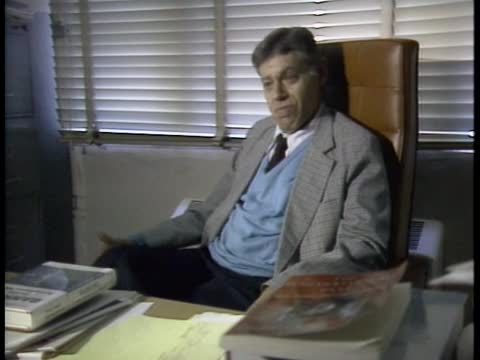 thumbnail of At Week's End; 515; Loyal Opposition