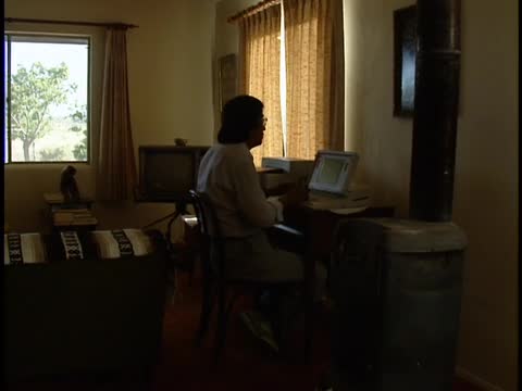 thumbnail of Surviving Columbus: The Story of the Pueblo People; Simon Ortiz/At Home