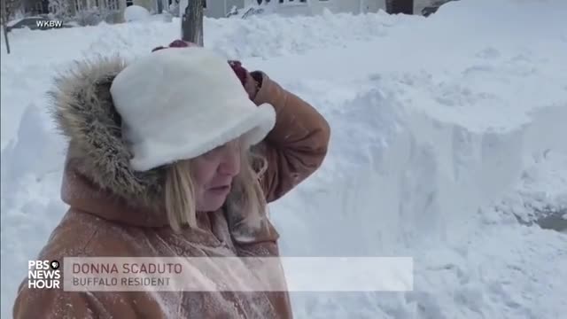 thumbnail of PBS NewsHour; Monday, December 26, 2022, 6:00pm-7:00pm PST