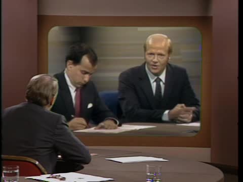 thumbnail of The MacNeil/Lehrer Report