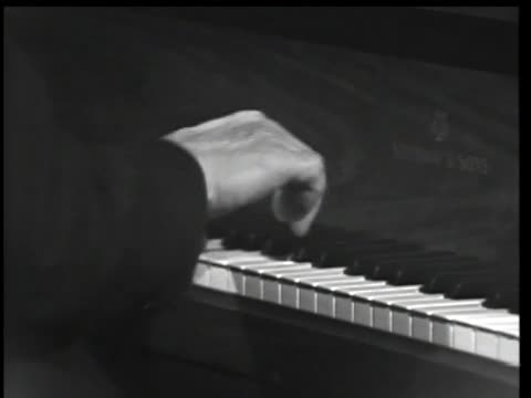 thumbnail of Jazz Alley; 1; Pee Wee Russell