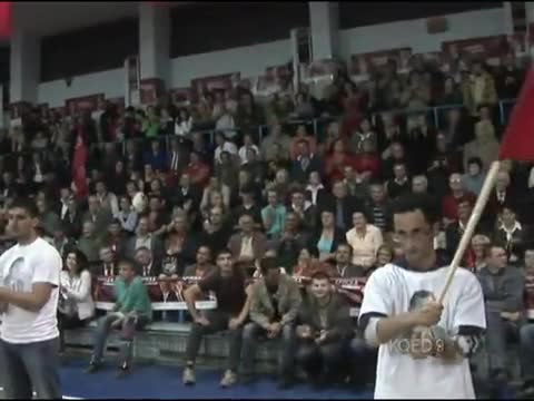 thumbnail of PBS NewsHour; October 1, 2010 3:00pm-4:00pm PDT