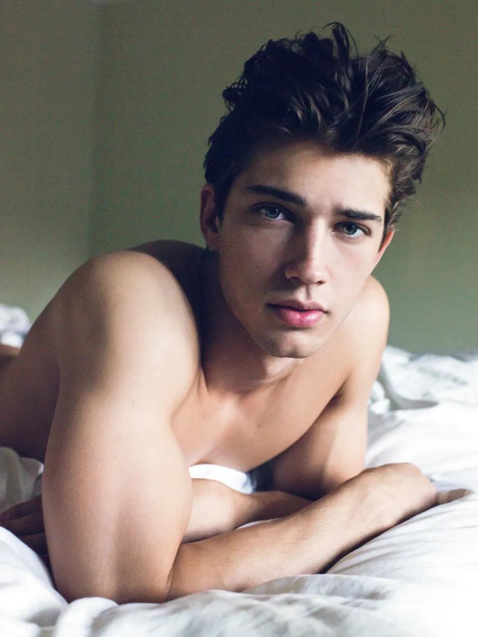 Packed & Stacked: OnlyFans’ Hottest Bulges