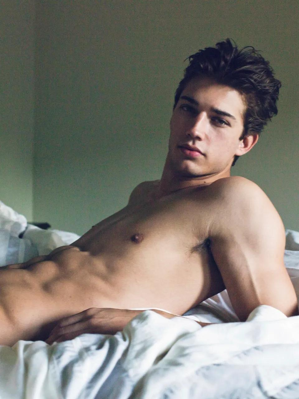 Packages Unleashed: OnlyFans’ Hottest Bulges