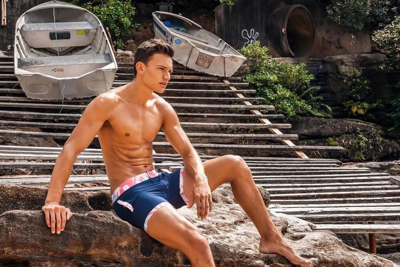 Packing Heat: Gay Porn’s Bulging Stars